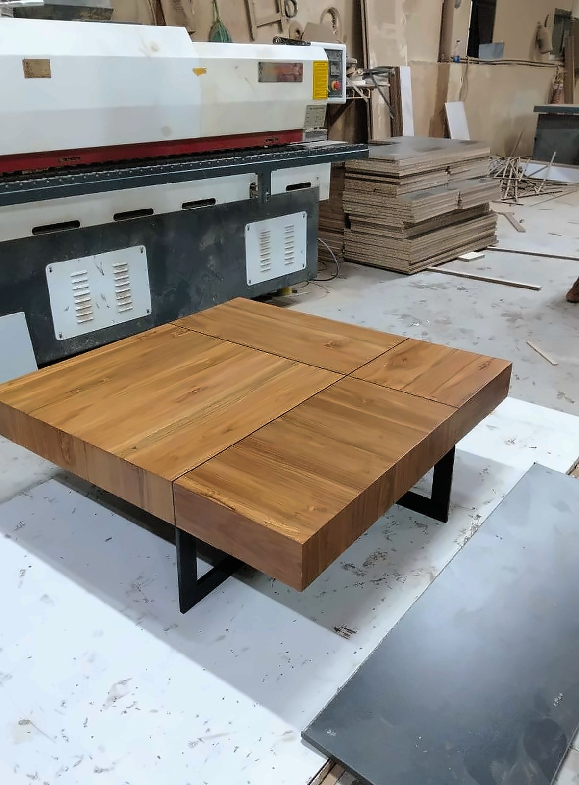 Tables by Maola Enterprise, Dhaka